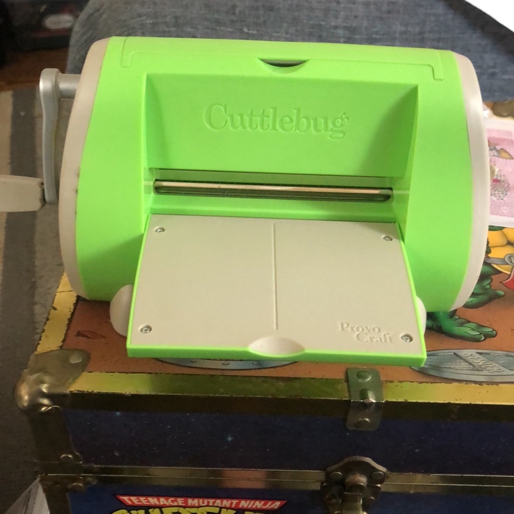 Cuttlebug - Picture 5 of 6